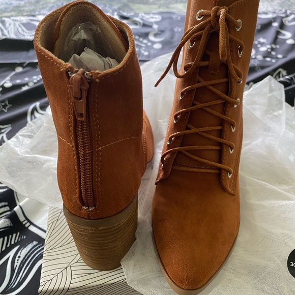 NWT Chase + Chloe Cognac Suede Booties from Nordstrom - Picture 5 of 9